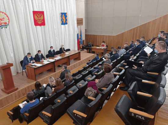 
                Состоялось очередное 28-е заседание Совета ЗАТО Межгорье шестого созыва                