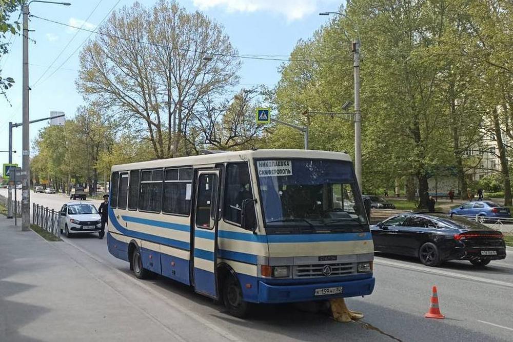 В Симферополе автобус насмерть сбил женщину на пешеходном переходе