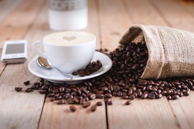 Употребление кофе увеличивало продолжительность жизни и снижало риск аритмий